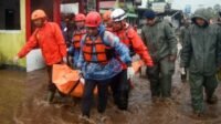 banjir-bandang-di-malalak-timur-agam-7-tewas-1764227119020_169 (1)